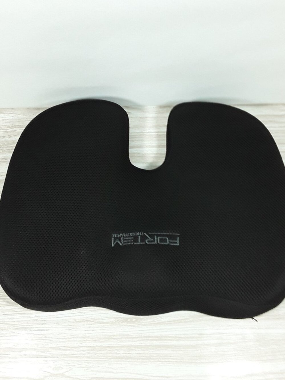 FORTEM Seat Cushion, The Extra Mile, for Office Chair Driving Wheelchair, Black
